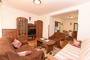 Apartment 621