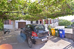 Apartment 622