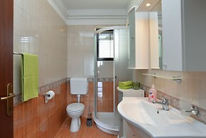 Apartment 622