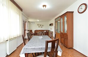 Apartment 622
