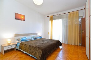Apartment 623