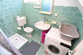Apartment 623