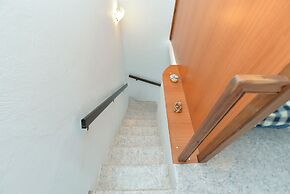 Apartment 623