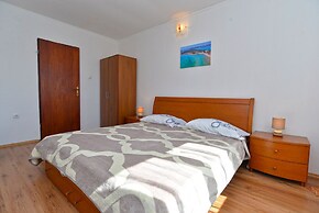 Apartment 623