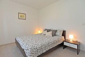 Apartment 628