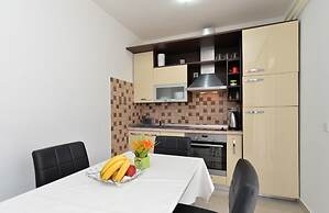 Apartment 628