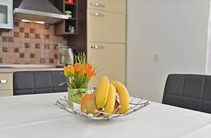 Apartment 628