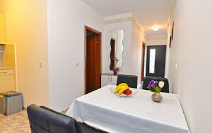 Apartment 628