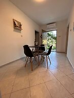 Apartment 650