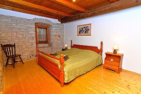 House 682