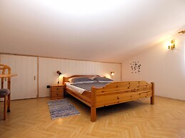 Apartment 692