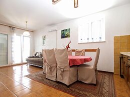 Apartment 692