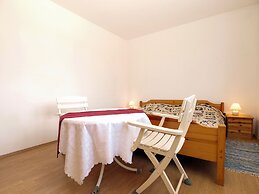 Apartment 692