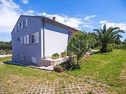 Apartment 692