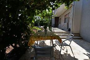 Apartment 695