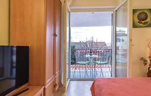 Apartment 722