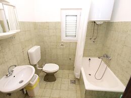 Apartment 722