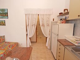 Apartment 728