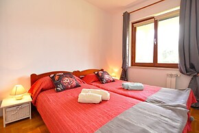 Apartment 739
