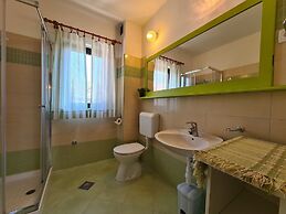 Apartment 743