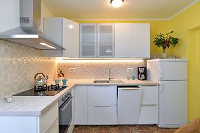 Apartment 745