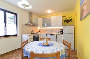 Apartment 745