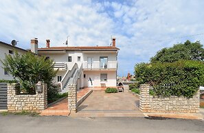 Apartment 745