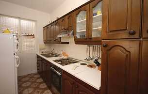 Apartment 773