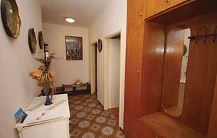Apartment 773