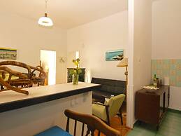 Apartment 792