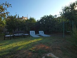 Apartment 792