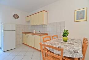 Apartment 794