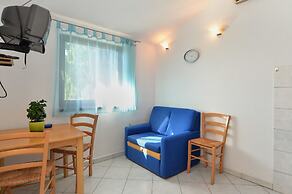Apartment 794