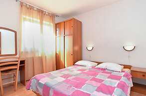 Apartment 794