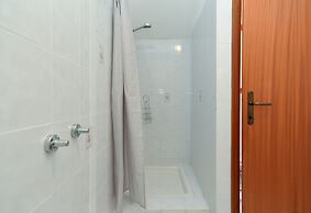 Apartment 827