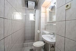 Apartment 847