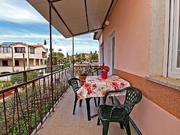 Apartment 860