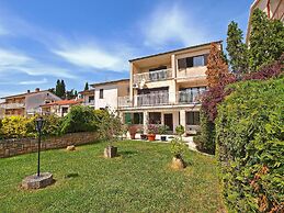 Apartment 864
