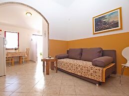 Apartment 893
