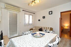 Apartment 903