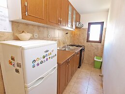 Apartment 909