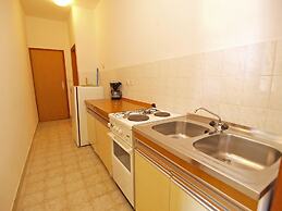 Apartment 911
