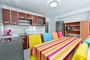 Apartment 925