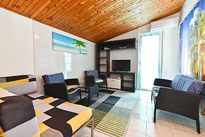 Apartment 925