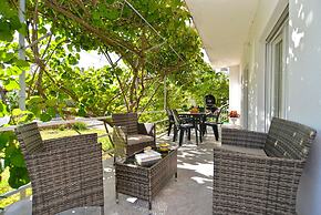 Apartment 925