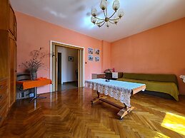 Apartment 930