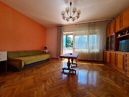 Apartment 930