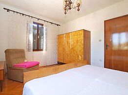Apartment 939