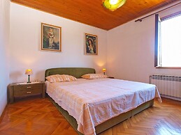 Apartment 939