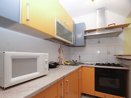 Apartment 949